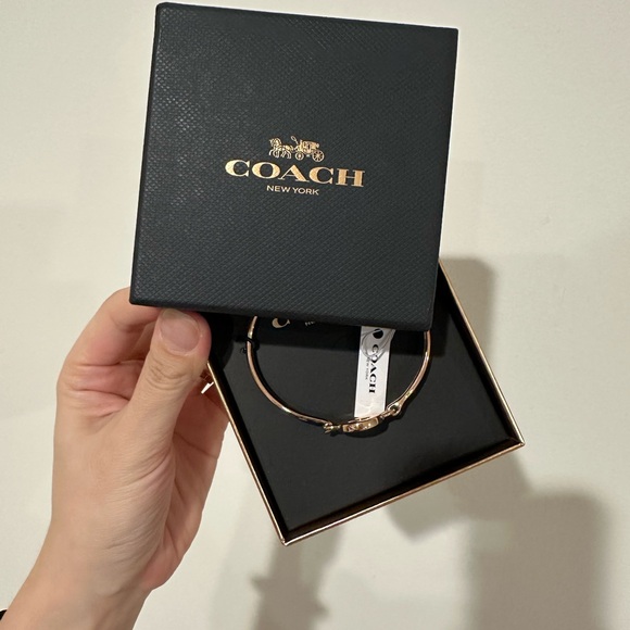 COACH Open Circle Bangle (Rose Gold) - NWT (F21620) - Picture 2 of 7